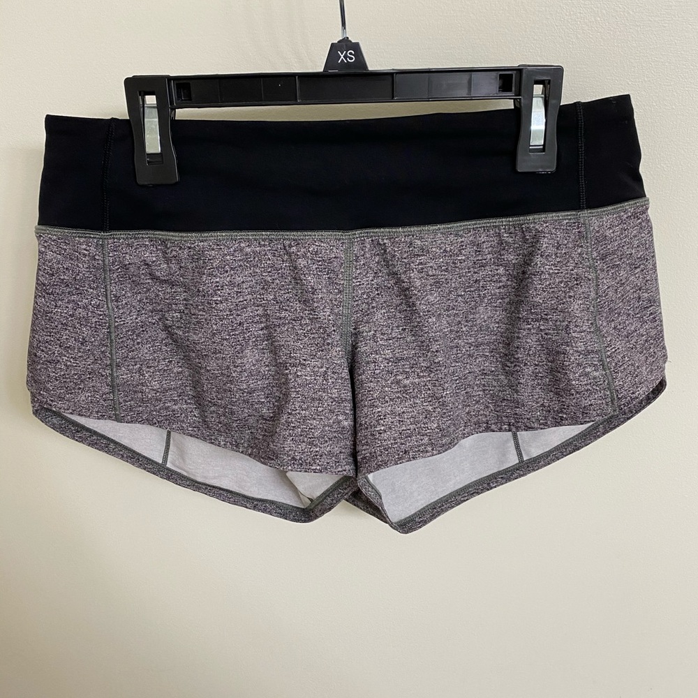 Lululemon Speed Up Short, size 4, inseam 2.5